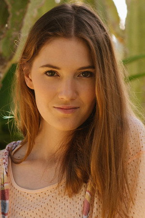 Photo of Mia Reese from the Latest Netflix gallery