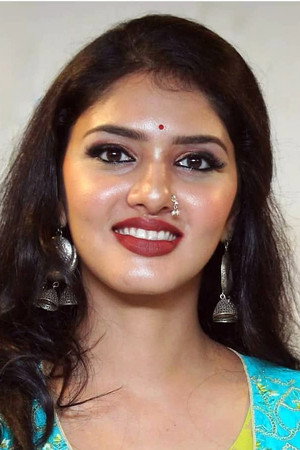 Gayathri Suresh photo