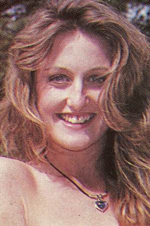 Photo of Sarah Daniel from the Latest Netflix gallery