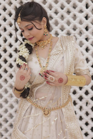 Photo of Mohini sapnani from the Latest Netflix gallery