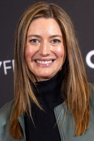 Zoe Perry photo