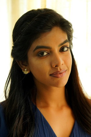 Photo of Seshvitha Kanimozhi from the Latest Netflix gallery