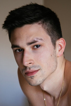 Photo of Kane Fox from the Latest Netflix gallery