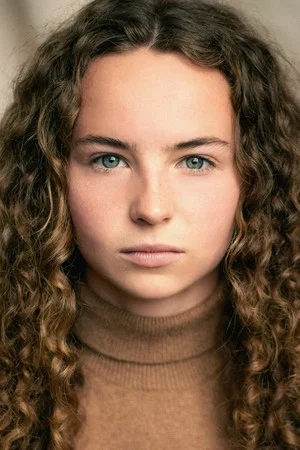 Photo of Hattie Gotobed from the Latest Netflix gallery