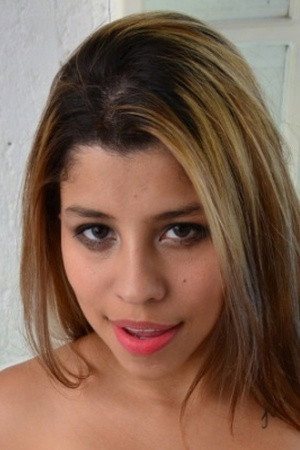 Photo of Tania Mejia from the Latest Netflix gallery