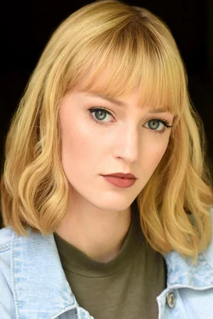 Photo of Leah Merritt from the Latest Netflix gallery