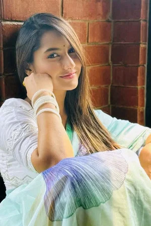 Photo of Farin Khan from the Latest Netflix gallery