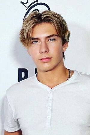 Sawyer Sharbino photo