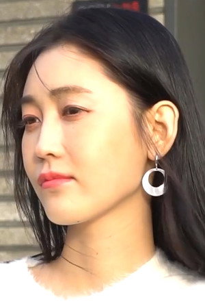 Photo of Lee Ah-in from the Latest Netflix gallery