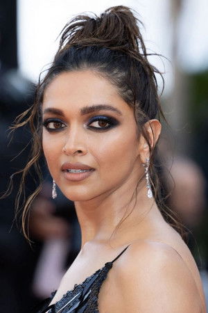 Deepika Padukone photo