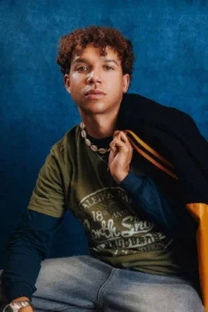Photo of Chanse McCrary from the Latest Netflix gallery
