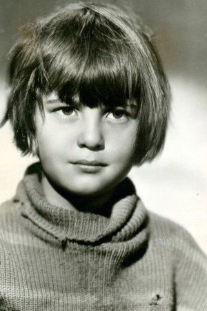 Photo of Robert Coogan from the Latest Netflix gallery
