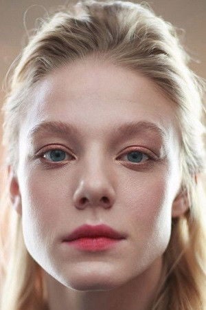 Alyona Mikhaylova photo