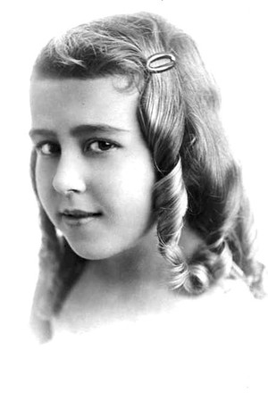 Photo of 'Baby' Carmen De Rue from the Latest Netflix gallery