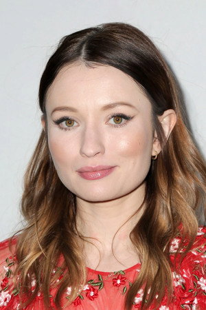 Photo of Emily Browning from the Latest Netflix gallery