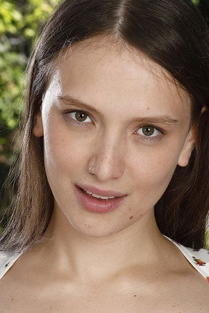 Photo of Izzy Lush from the Latest Netflix gallery