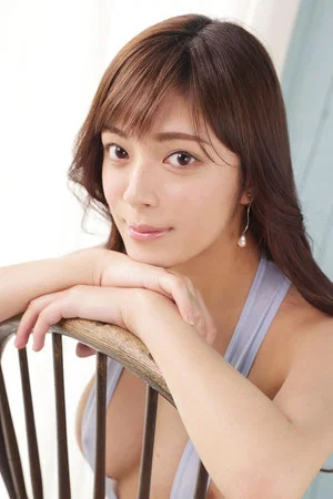 Photo of Rina Minase from the Latest Netflix gallery