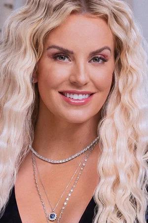 Photo of Whitney Rose from the Latest Netflix gallery