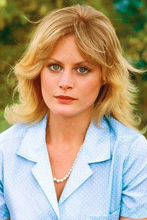 Beverly D'Angelo photo