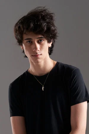 Photo of Yiğit Sarı from the Latest Netflix gallery