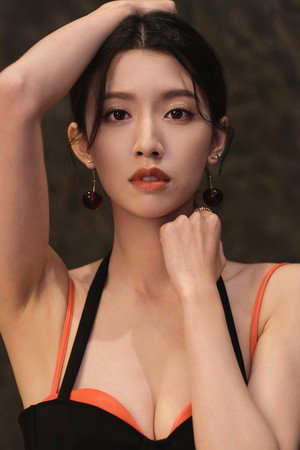 Photo of Sisley Choi Si-Pui from the Latest Netflix gallery