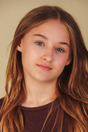 Photo of Honor Davis-Pye from the Latest Netflix gallery