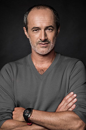 Photo of Carlos Alcántara from the Latest Netflix gallery