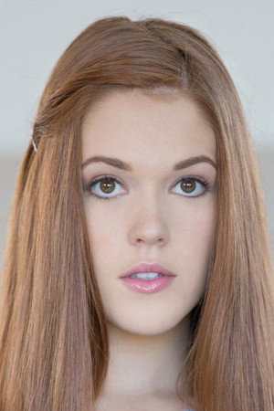 Photo of Kimberly Brix from the Latest Netflix gallery