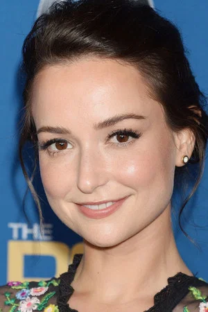 Photo of Milana Vayntrub from the Latest Netflix gallery