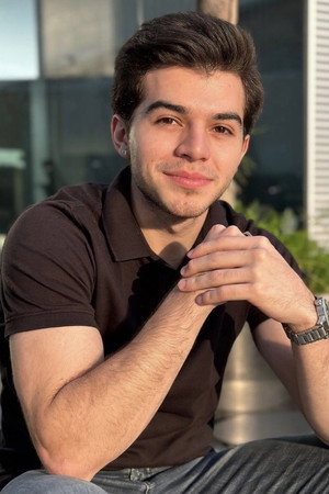 Photo of Andrés Vázquez from the Latest Netflix gallery