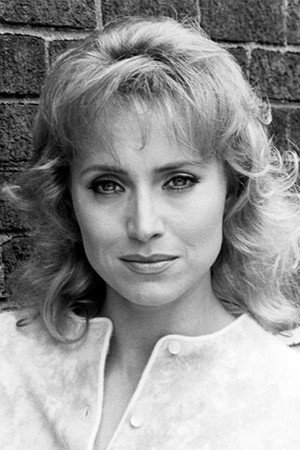 Darlanne Fluegel photo