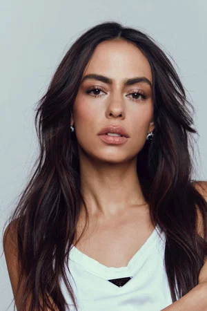 Photo of Paola Fernández from the Latest Netflix gallery