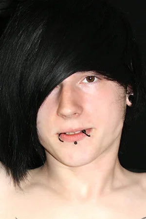 Photo of Josh Osbourne from the Latest Netflix gallery
