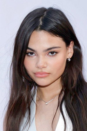 Ariana Greenblatt photo