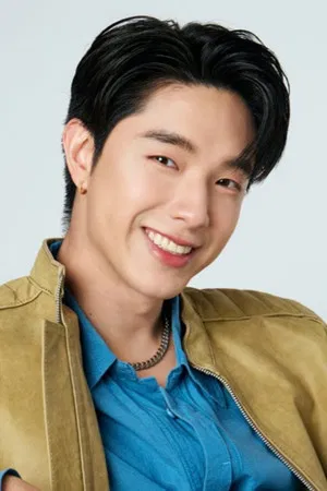 Kay Lertsittichai photo