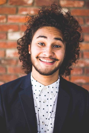 Photo of Elliott de Neve from the Latest Netflix gallery