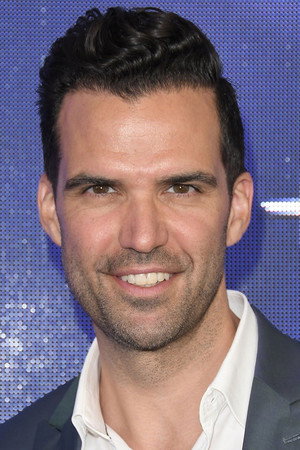 Benjamin Ayres photo