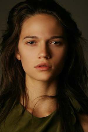Photo of Rachel Finninger from the Latest Netflix gallery