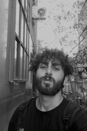 Photo of Ali Ahmadi from the Latest Netflix gallery