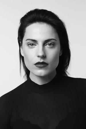 Antje Traue photo