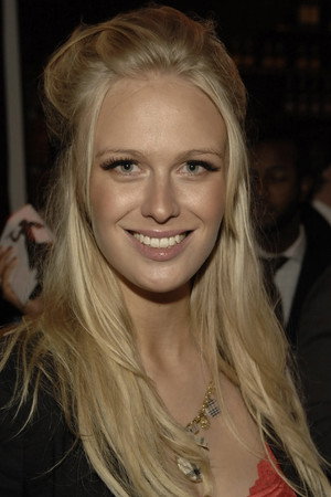 CariDee English photo