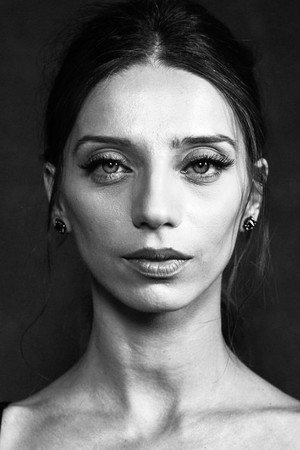 Angela Sarafyan photo