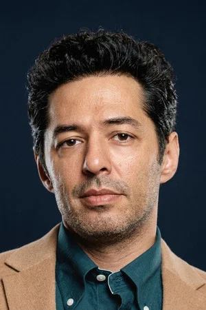 Photo of Mert Fırat from the Latest Netflix gallery