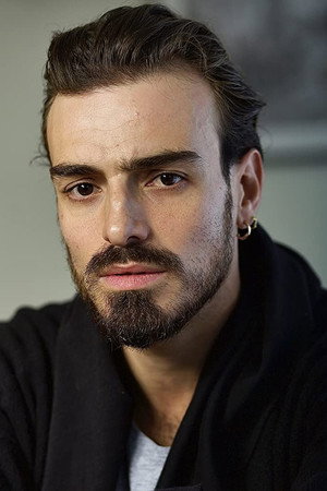Photo of Andrés Mejía Vallejo from the Latest Netflix gallery