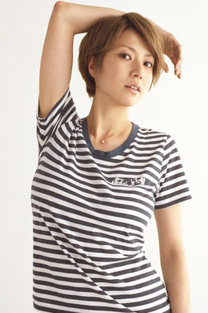 Photo of Hitomi from the Latest Netflix gallery