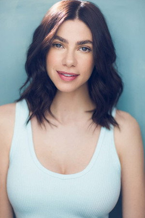 Photo of Shannon Dalonzo from the Latest Netflix gallery
