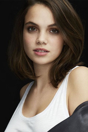 Photo of Martina Cariddi from the Latest Netflix gallery