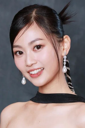 Photo of Rosita Kwok from the Latest Netflix gallery