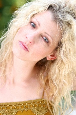 Photo of Jennifer McComb from the Latest Netflix gallery