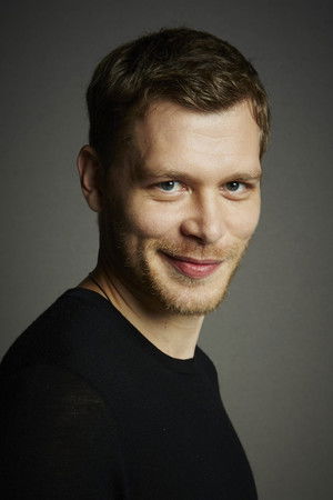 Joseph Morgan photo